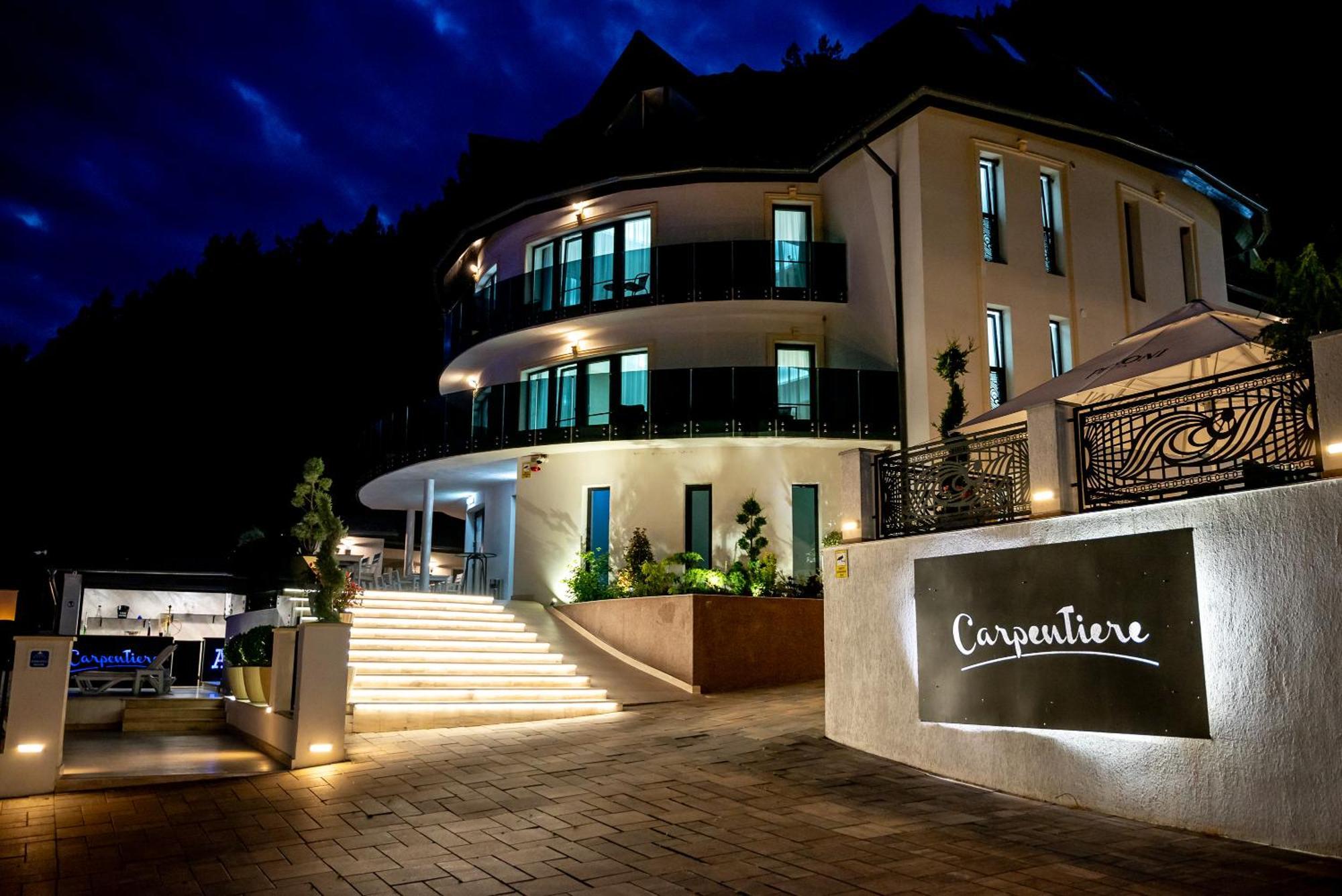 Carpentiere Arena Hotel เรอชินาริ ภายนอก รูปภาพ