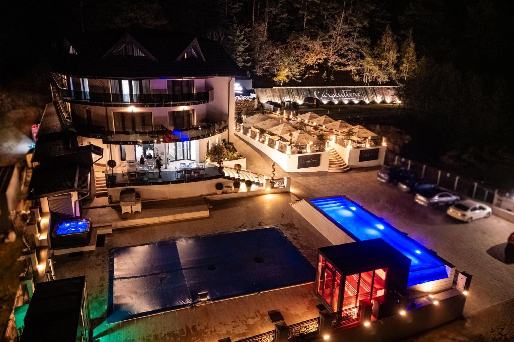 Carpentiere Arena Hotel เรอชินาริ ภายนอก รูปภาพ