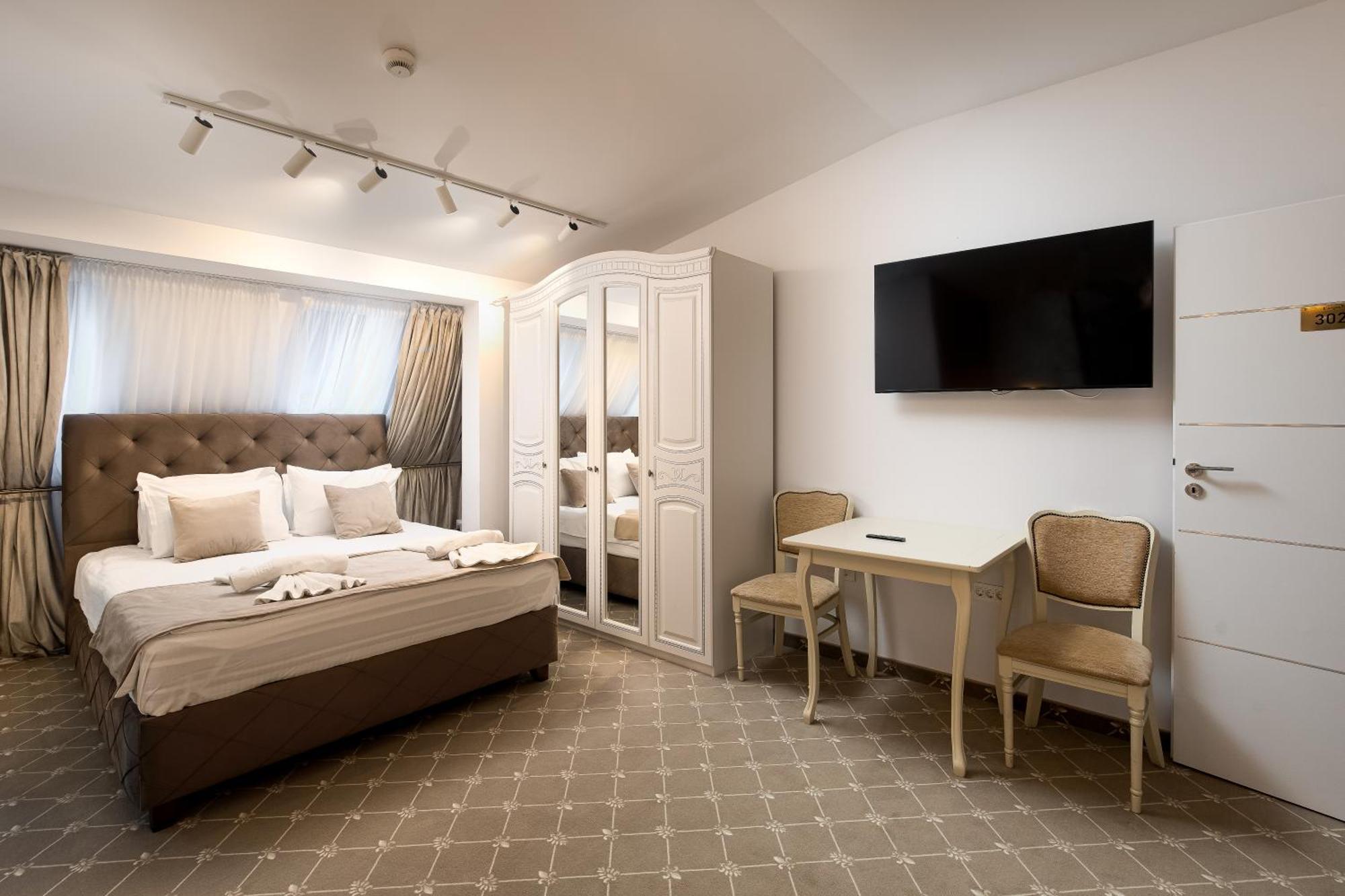 Carpentiere Arena Hotel เรอชินาริ ภายนอก รูปภาพ