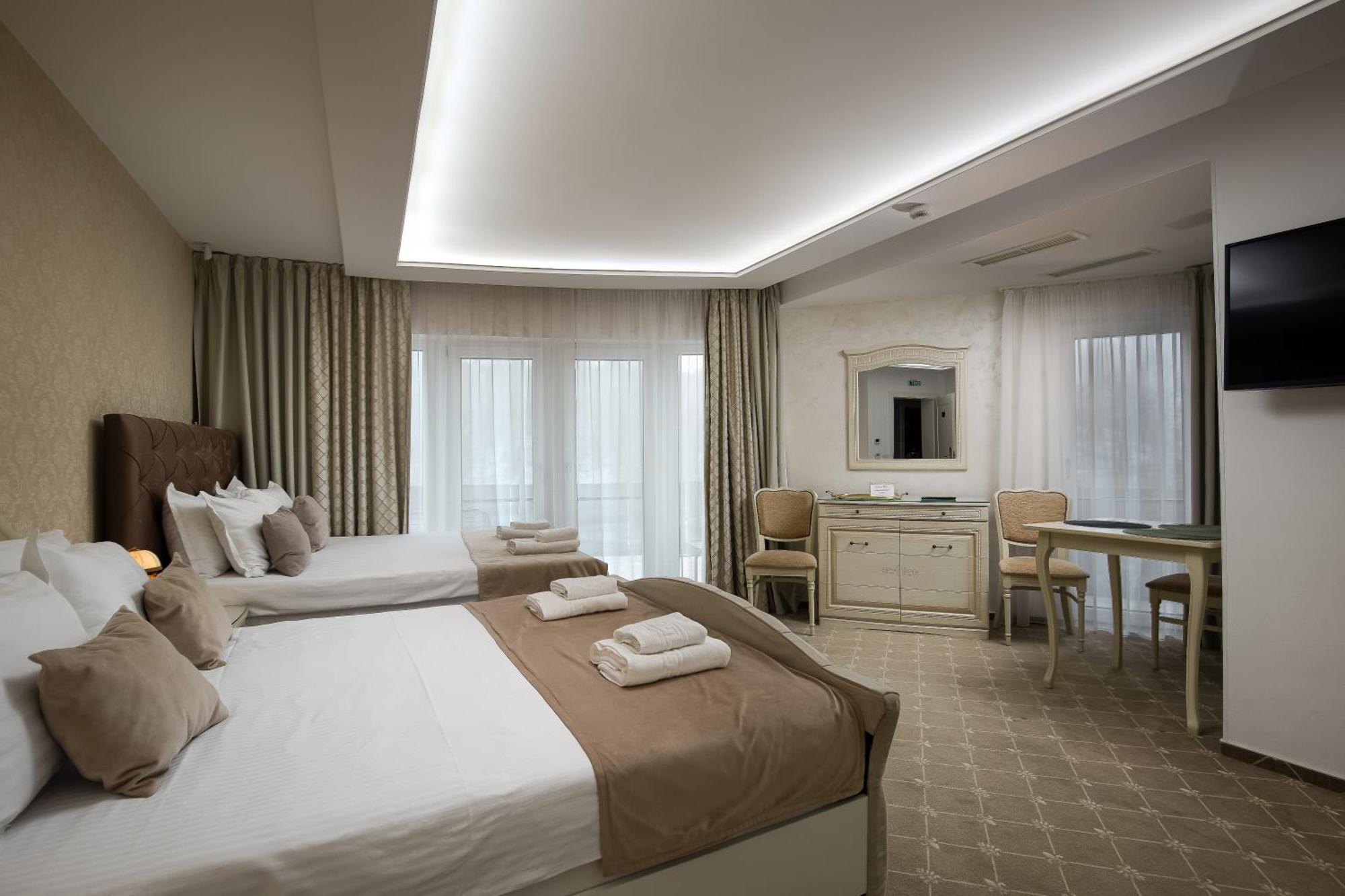 Carpentiere Arena Hotel เรอชินาริ ภายนอก รูปภาพ