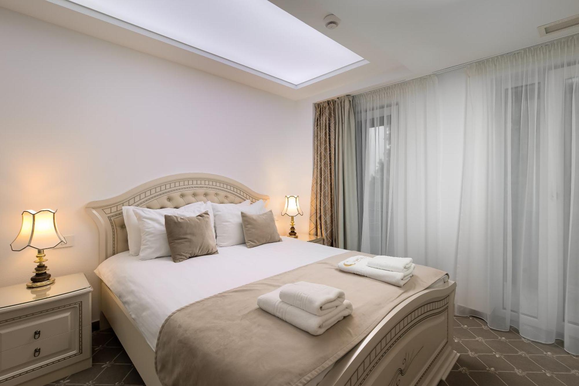 Carpentiere Arena Hotel เรอชินาริ ภายนอก รูปภาพ