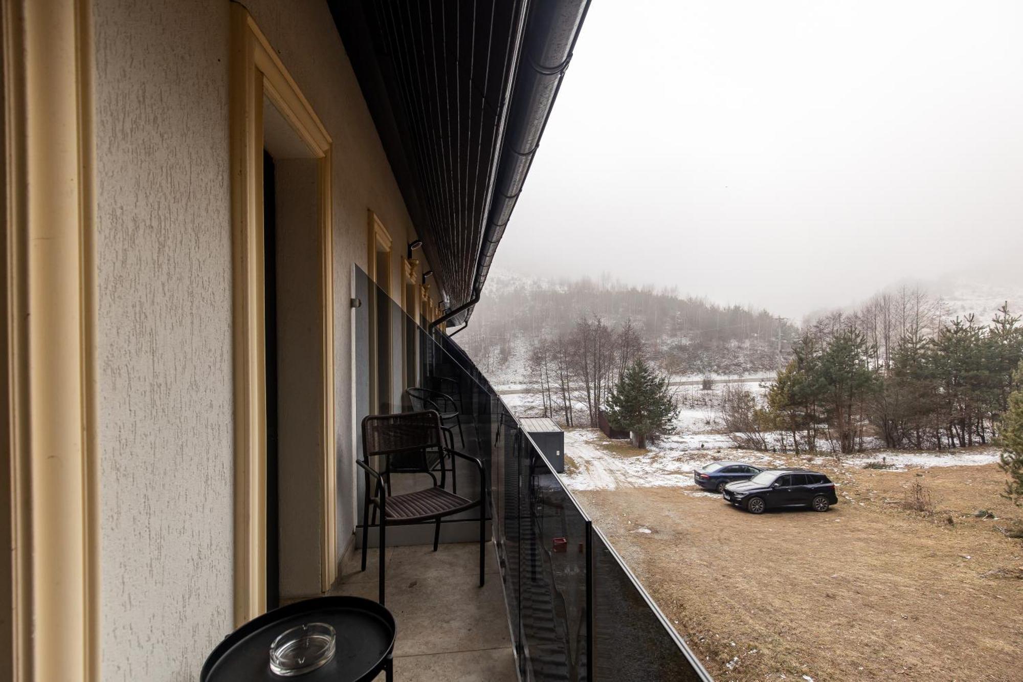 Carpentiere Arena Hotel เรอชินาริ ภายนอก รูปภาพ